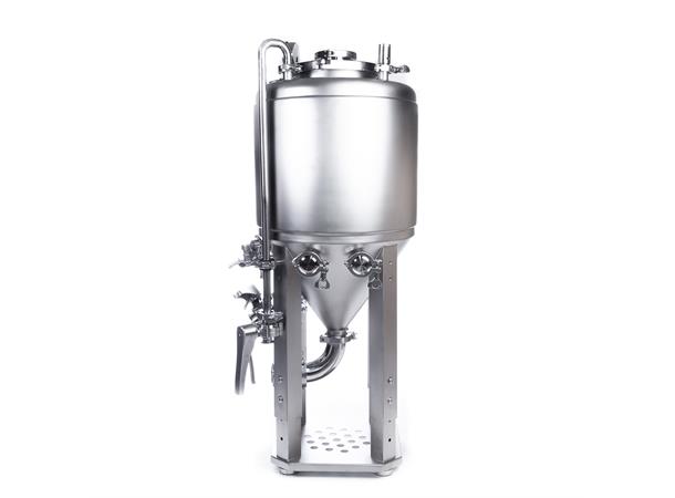 F40 Unitank 20-40 liters capacity 